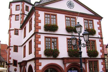 17 Lohr Rathaus